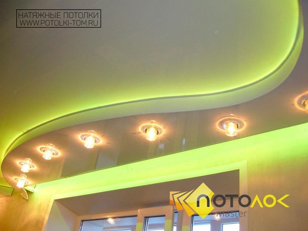 Натяжной потолок с подсветкой фото